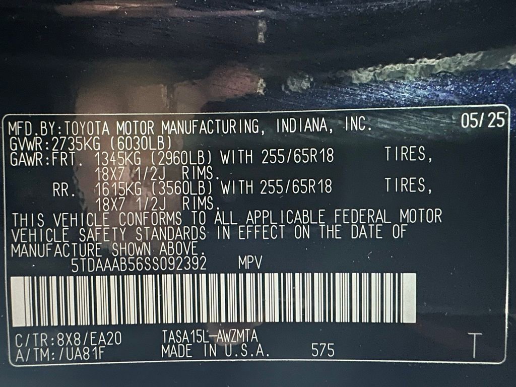 Used 2025 Toyota Grand Highlander AWD image 11