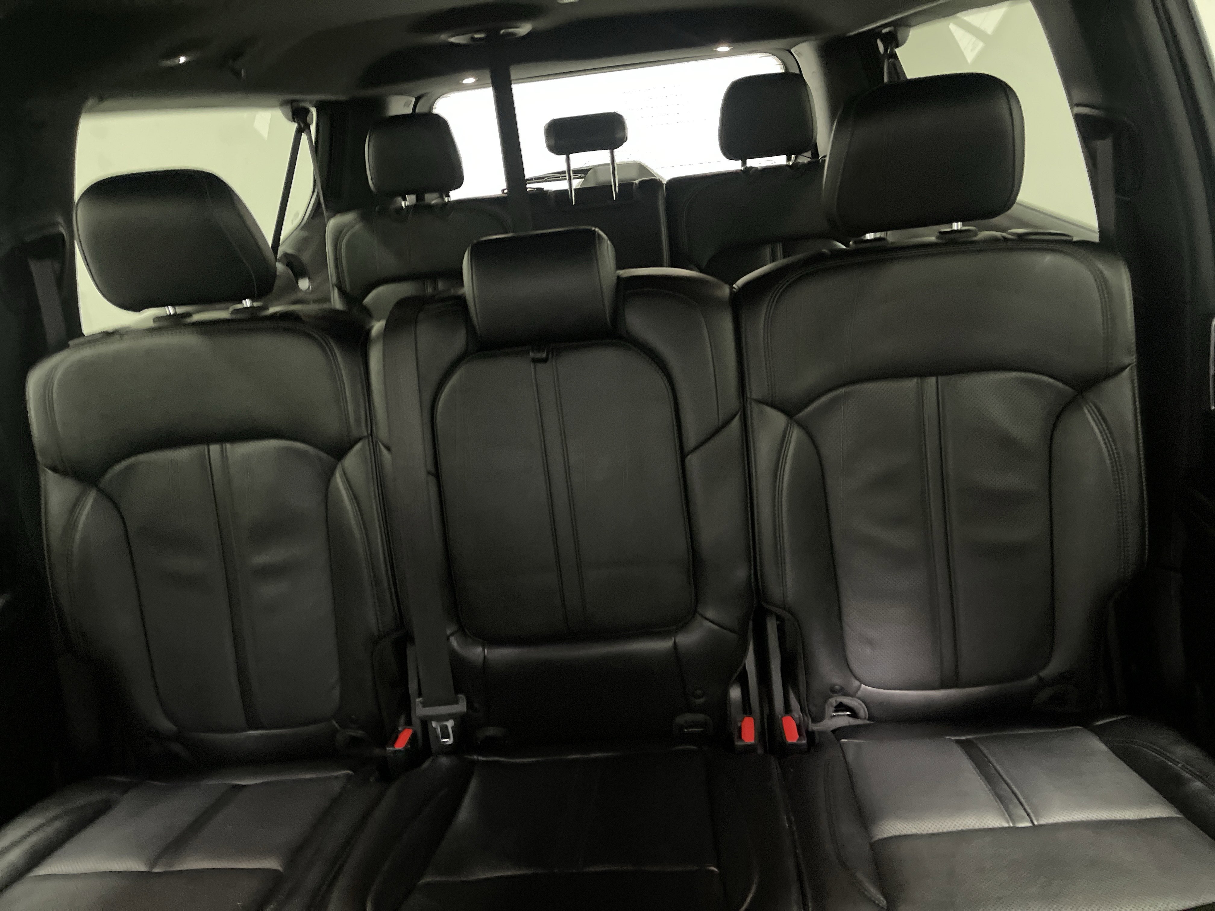 Used 2024 Jeep Wagoneer L Series II w/ Flexible Seating Group image 11