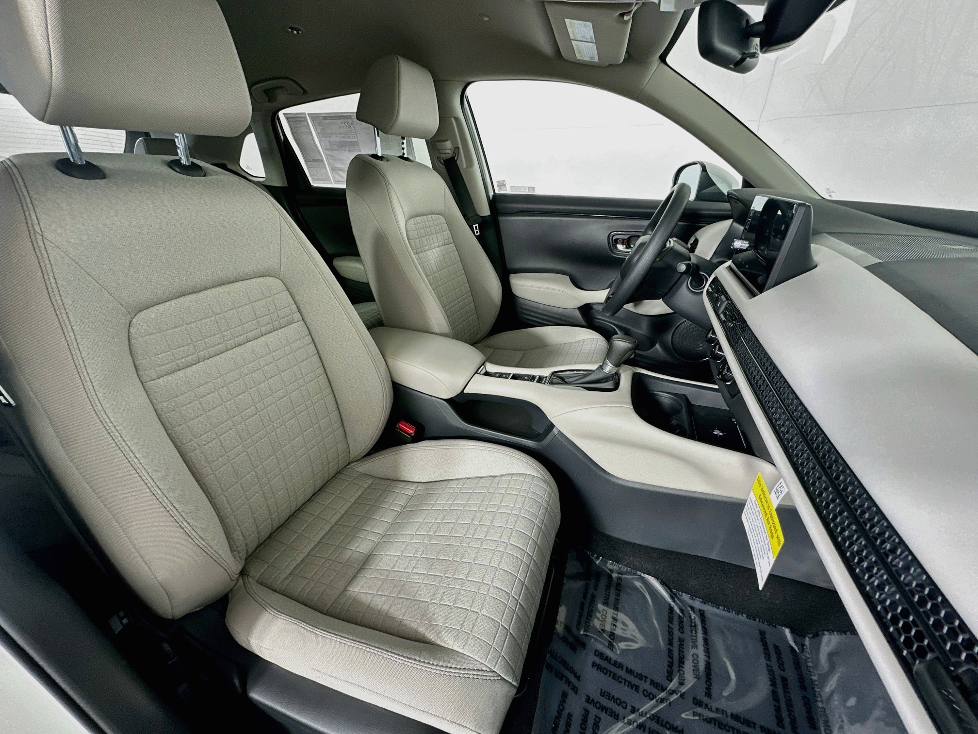 New 2027 Honda HR-V LX image 25