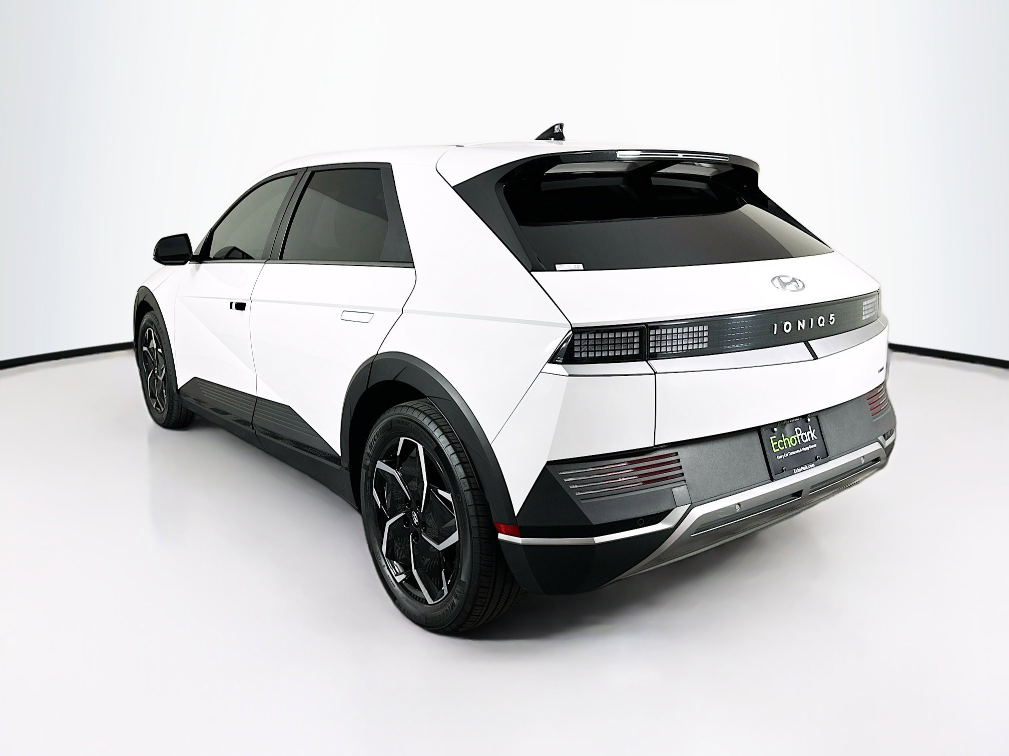 Used 2023 Hyundai Ioniq 5 SEL w/ Cargo Package image 5