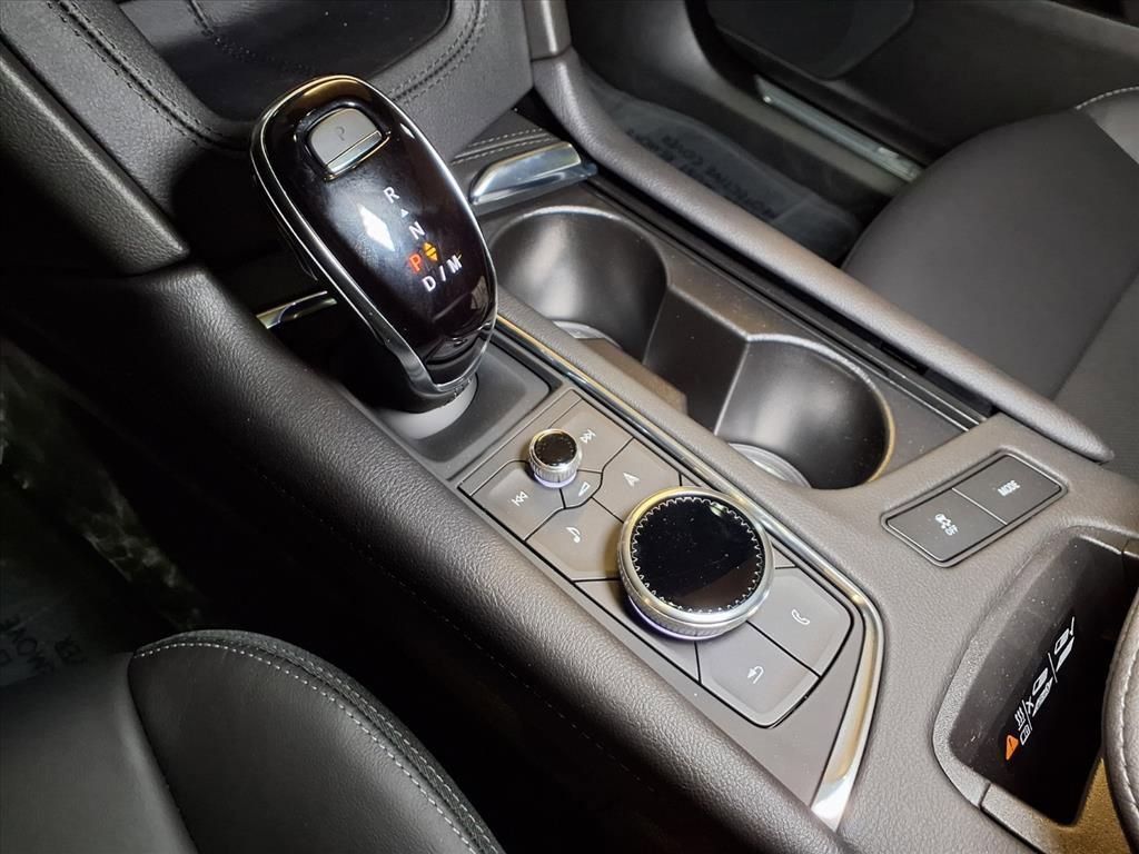 New 2025 Cadillac XT5 Premium Luxury FWD image 19