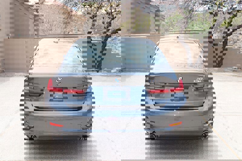 Used 2021 BMW 330e w/ Convenience Package image 5