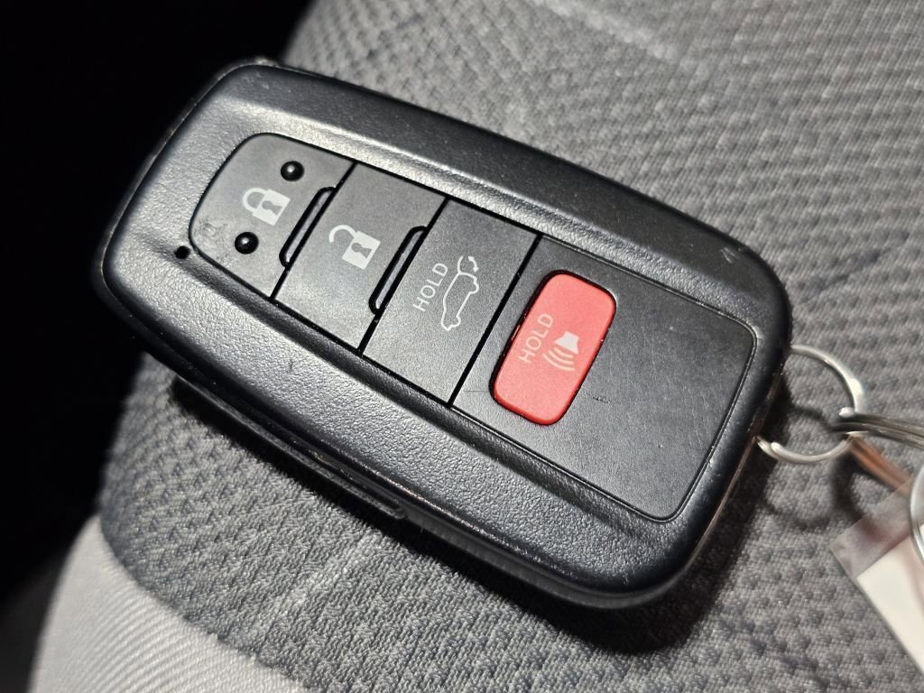 Used 2023 Toyota RAV4 XLE w/ Convenience Package AWD/4WD image 35