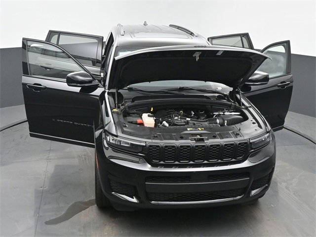 Used 2024 Jeep Grand Cherokee L Altitude image 64