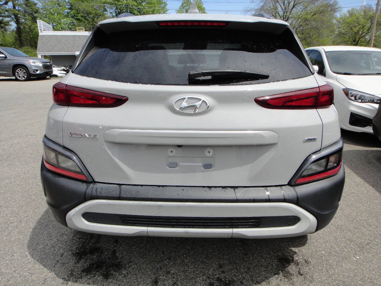 Used 2022 Hyundai Kona SEL w/ Winter Weather Package AWD/4WD image 5