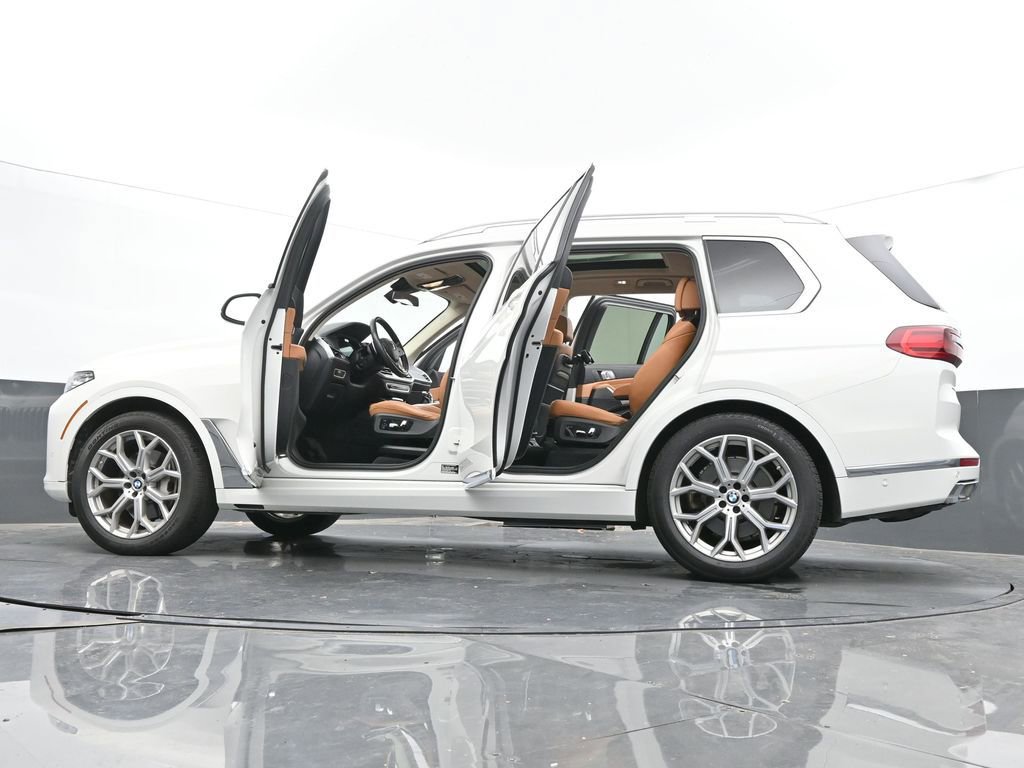 Used 2022 BMW X7 xDrive40i w/ Executive Package AWD/4WD image 64