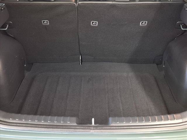 Used 2023 Kia Niro EX FWD image 6