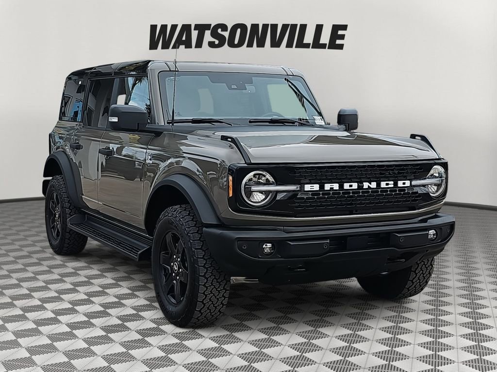 New 2025 Ford Bronco Outer Banks
