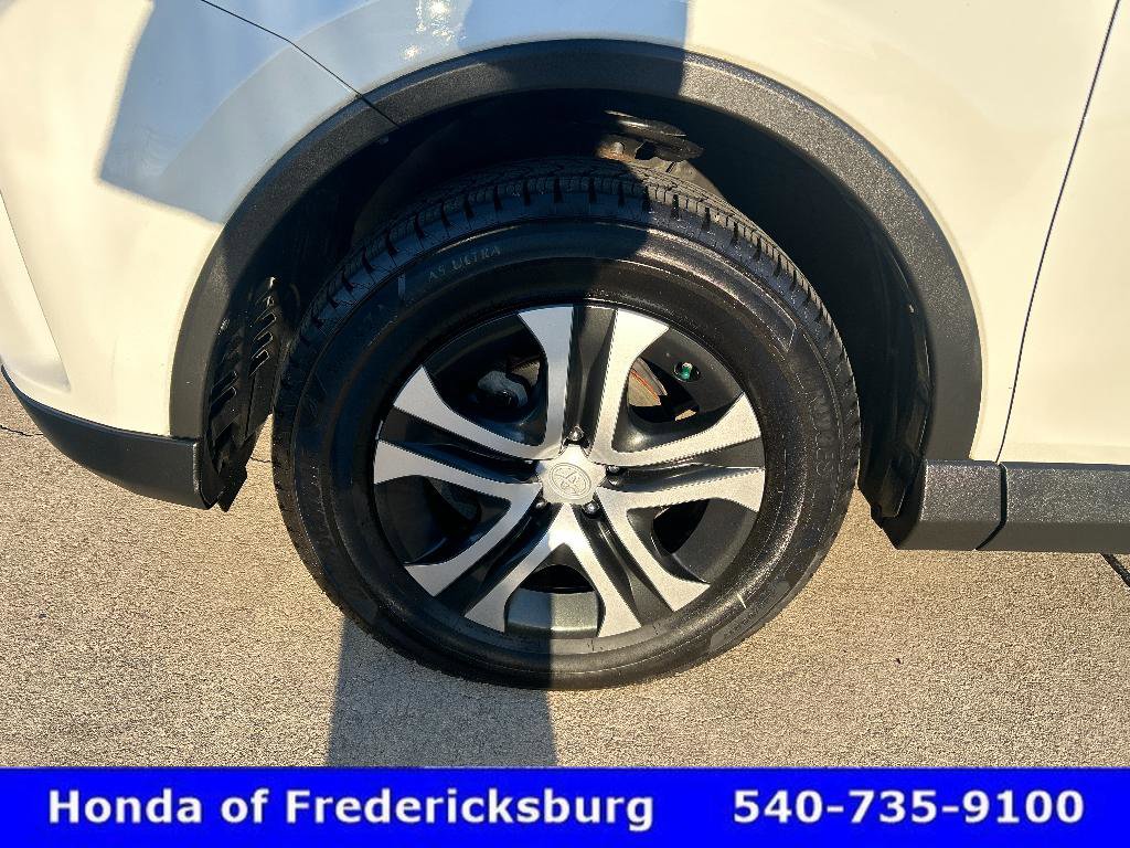 Used 2017 Toyota RAV4 LE image 36