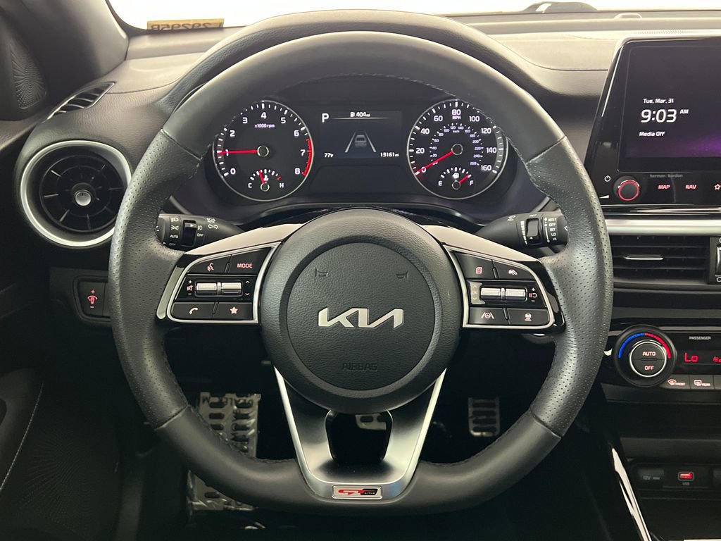 Used 2024 Kia Forte GT-Line w/ GT-Line Premium Package image 16