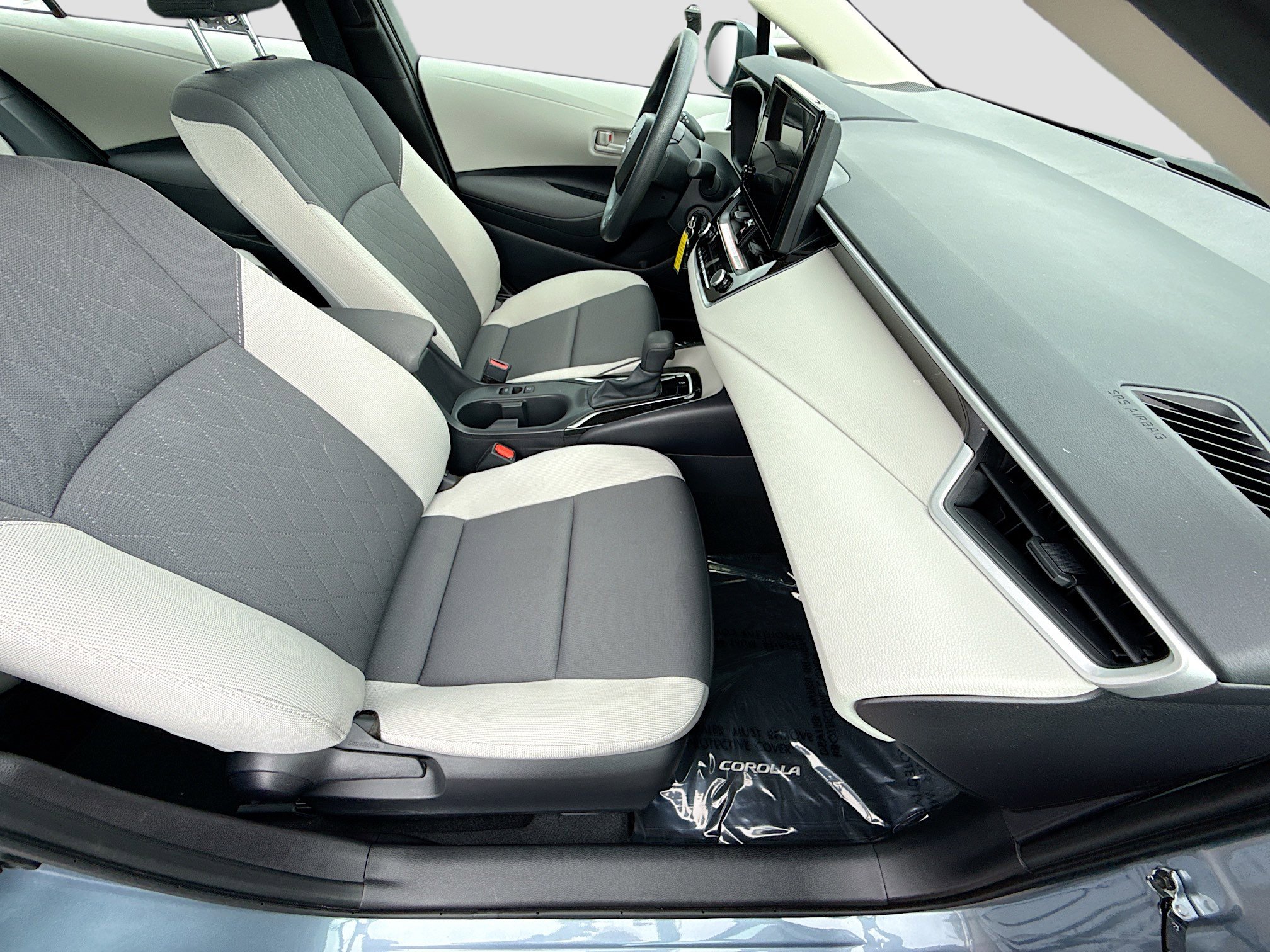 Used 2025 Toyota Corolla LE image 14