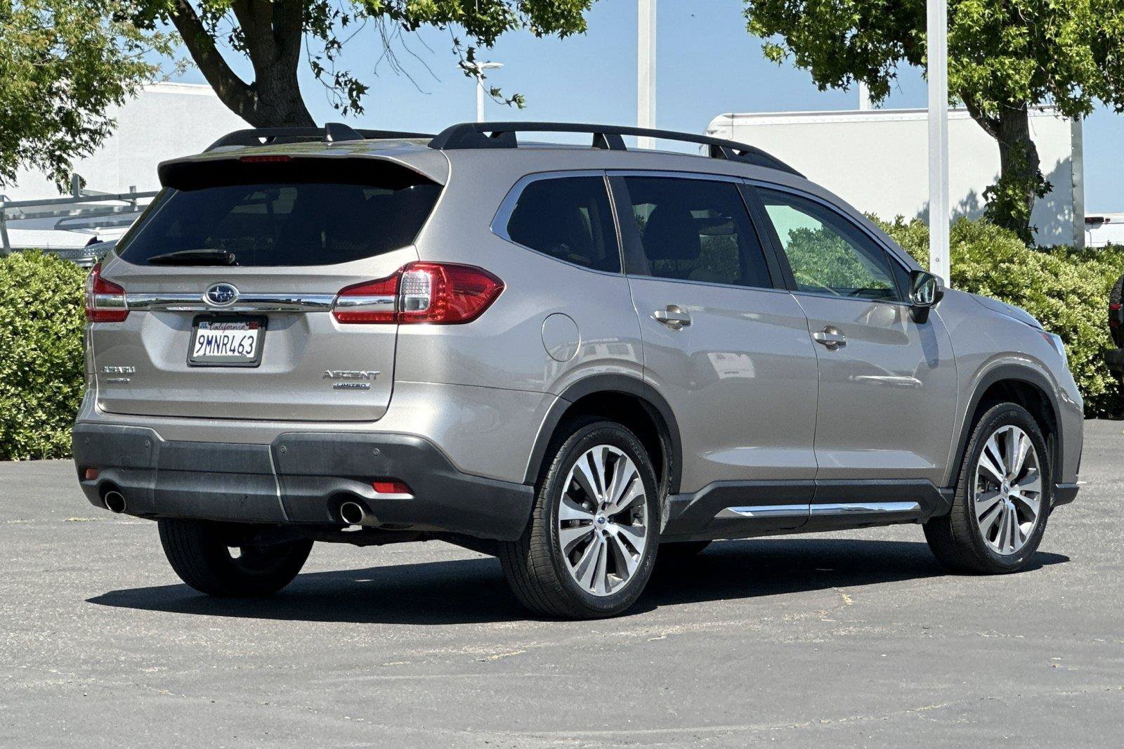 Used 2019 Subaru Ascent Limited AWD/4WD image 3