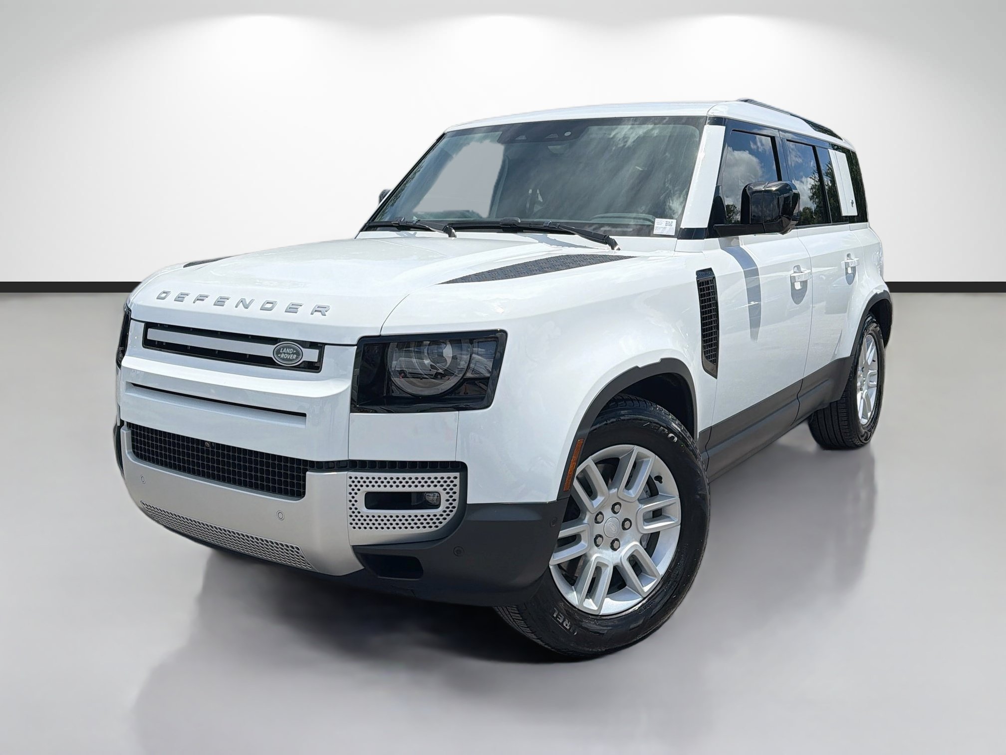 Used 2024 Land Rover Defender 110 S AWD/4WD image 1
