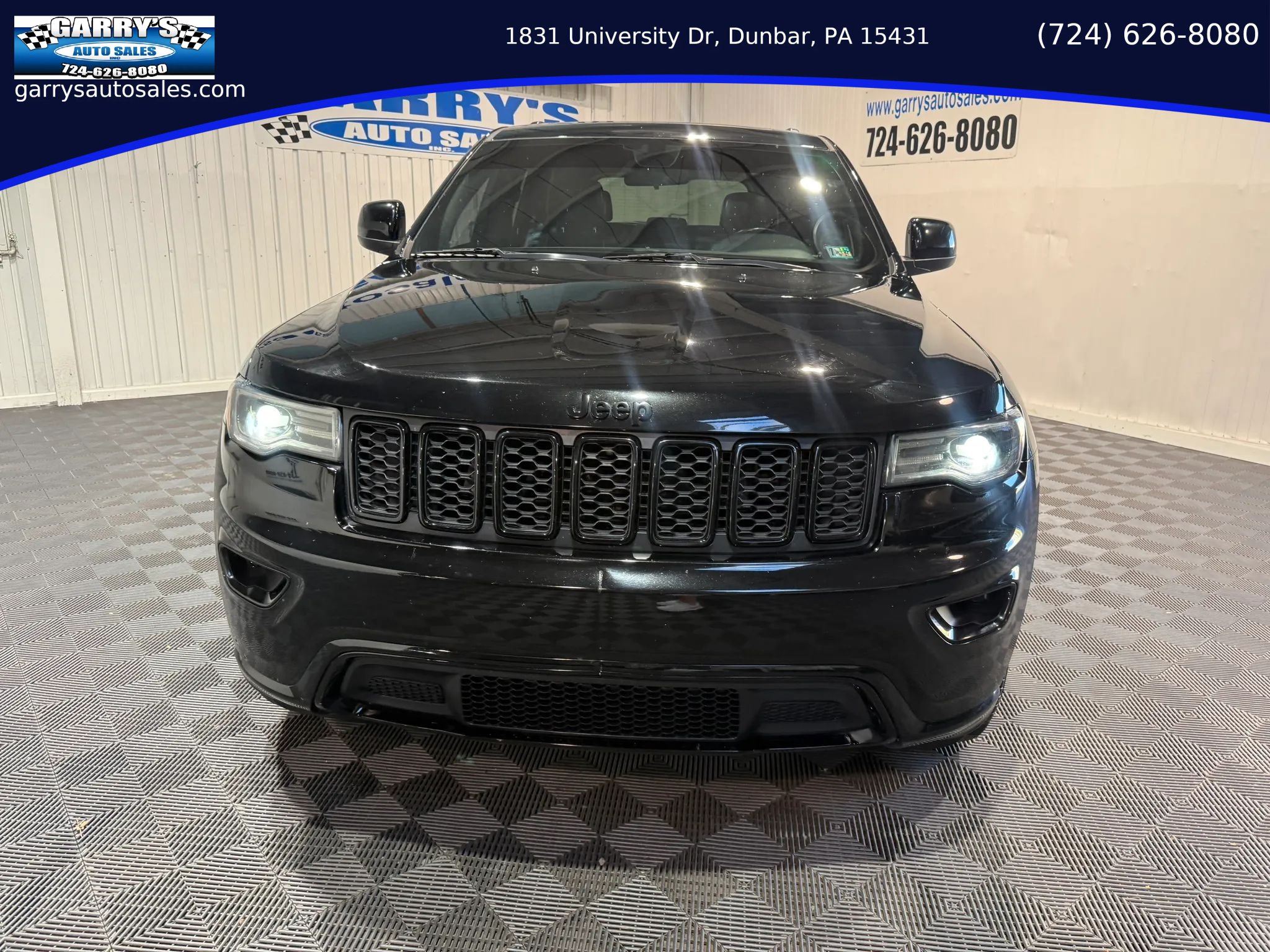 Used 2021 Jeep Grand Cherokee Laredo X AWD/4WD image 2