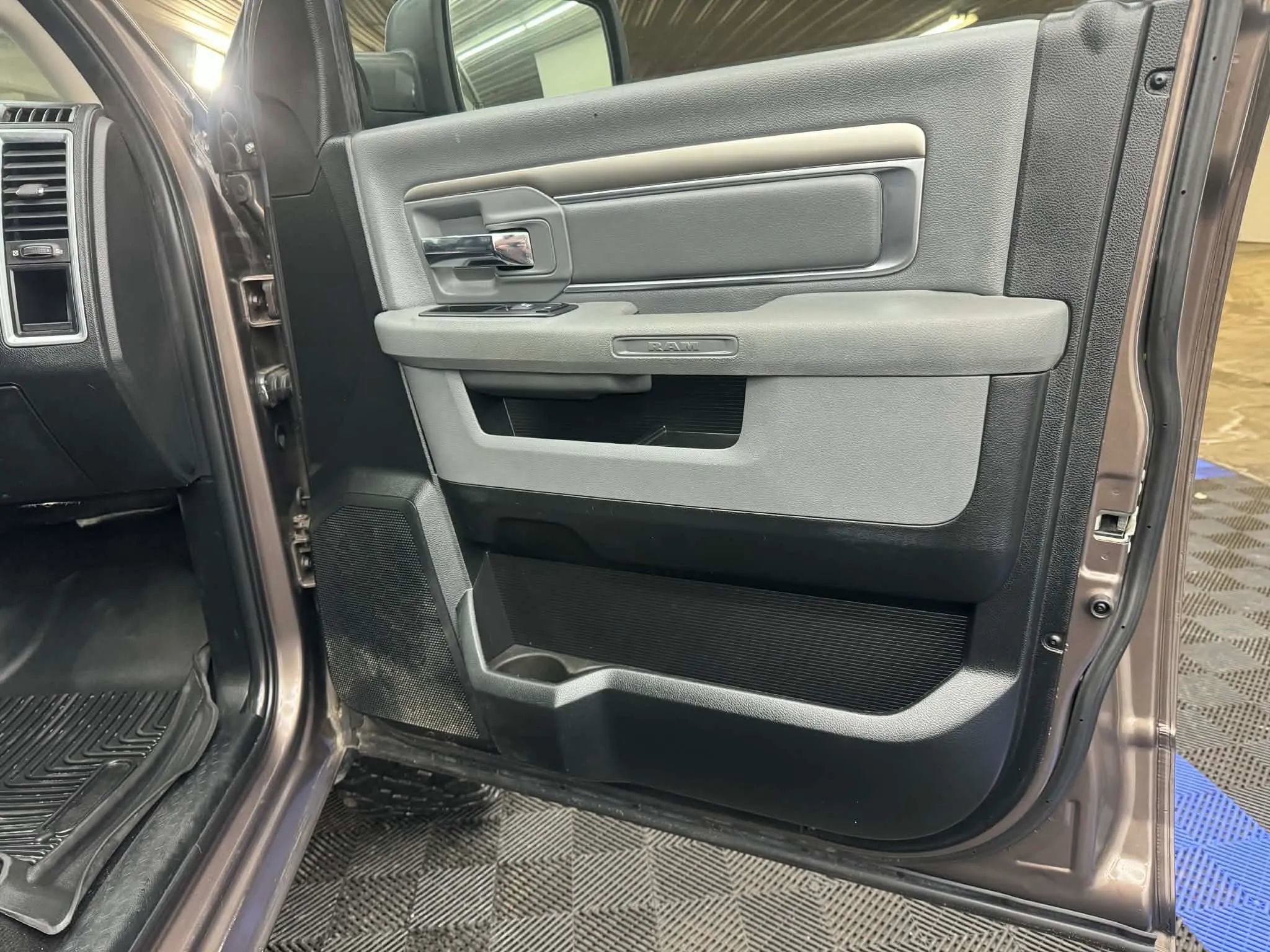 Used 2018 RAM 1500 Lone Star image 7