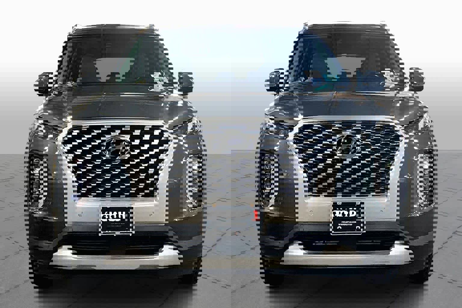 Used 2022 Hyundai Palisade SEL w/ 8P Bench Seat Package image 3