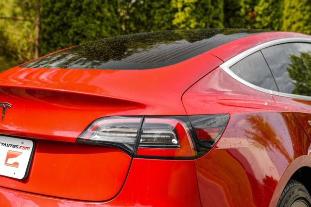 Used 2019 Tesla Model 3 Standard Range RWD image 16