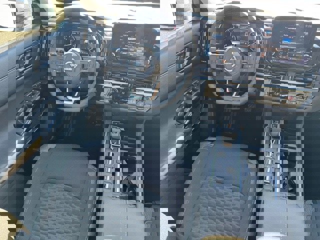 New 2025 Nissan Pathfinder SV image 19