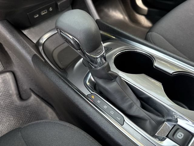 Used 2025 Chevrolet Malibu LT image 22