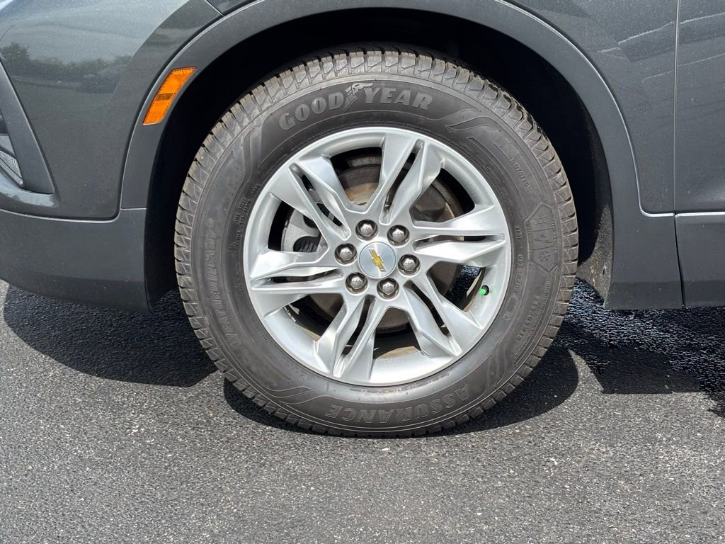 Used 2019 Chevrolet Blazer LT image 8