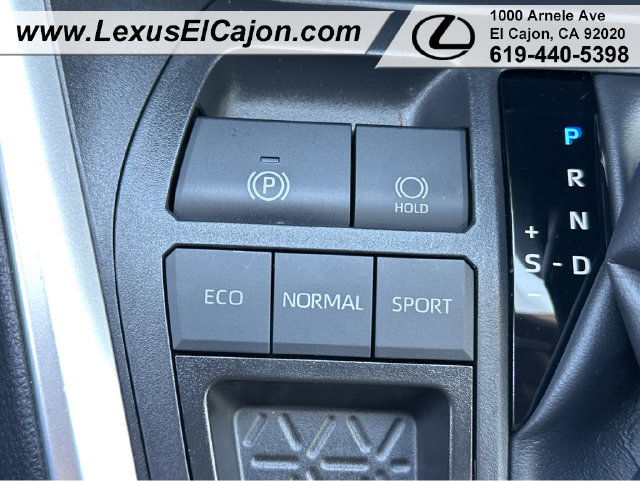 Used 2025 Toyota RAV4 XLE Premium FWD image 32