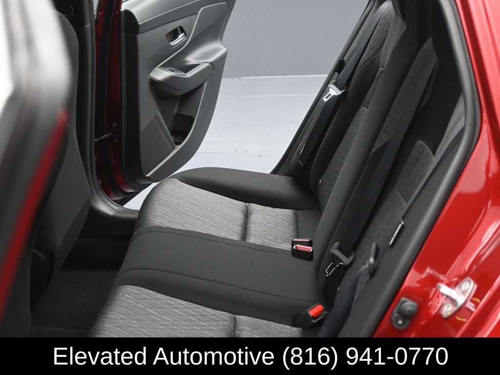 Used 2026 Nissan Sentra SV w/ Floor Mat Package FWD image 18