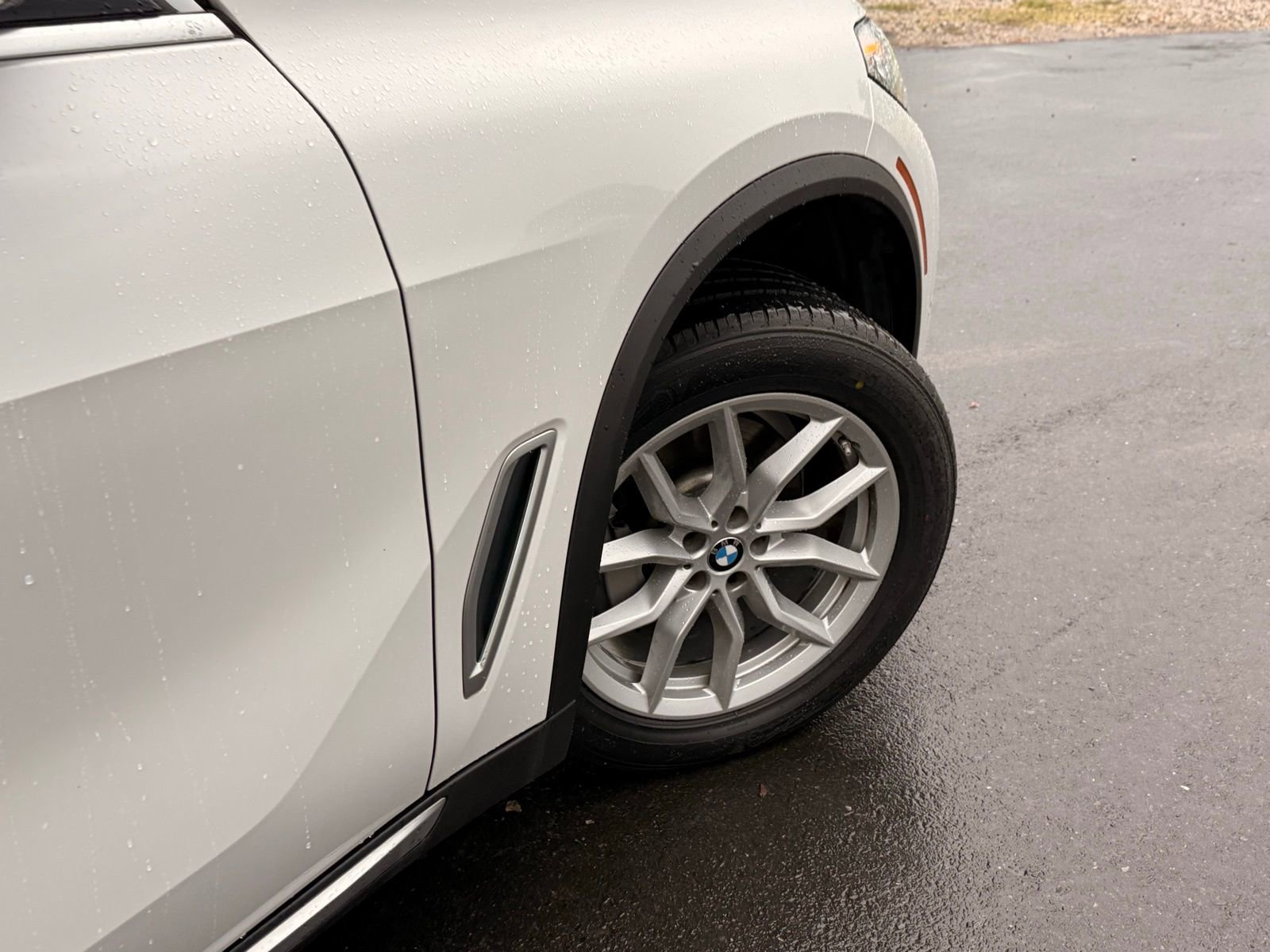 Used 2019 BMW X5 xDrive40i w/ Convenience Package image 12