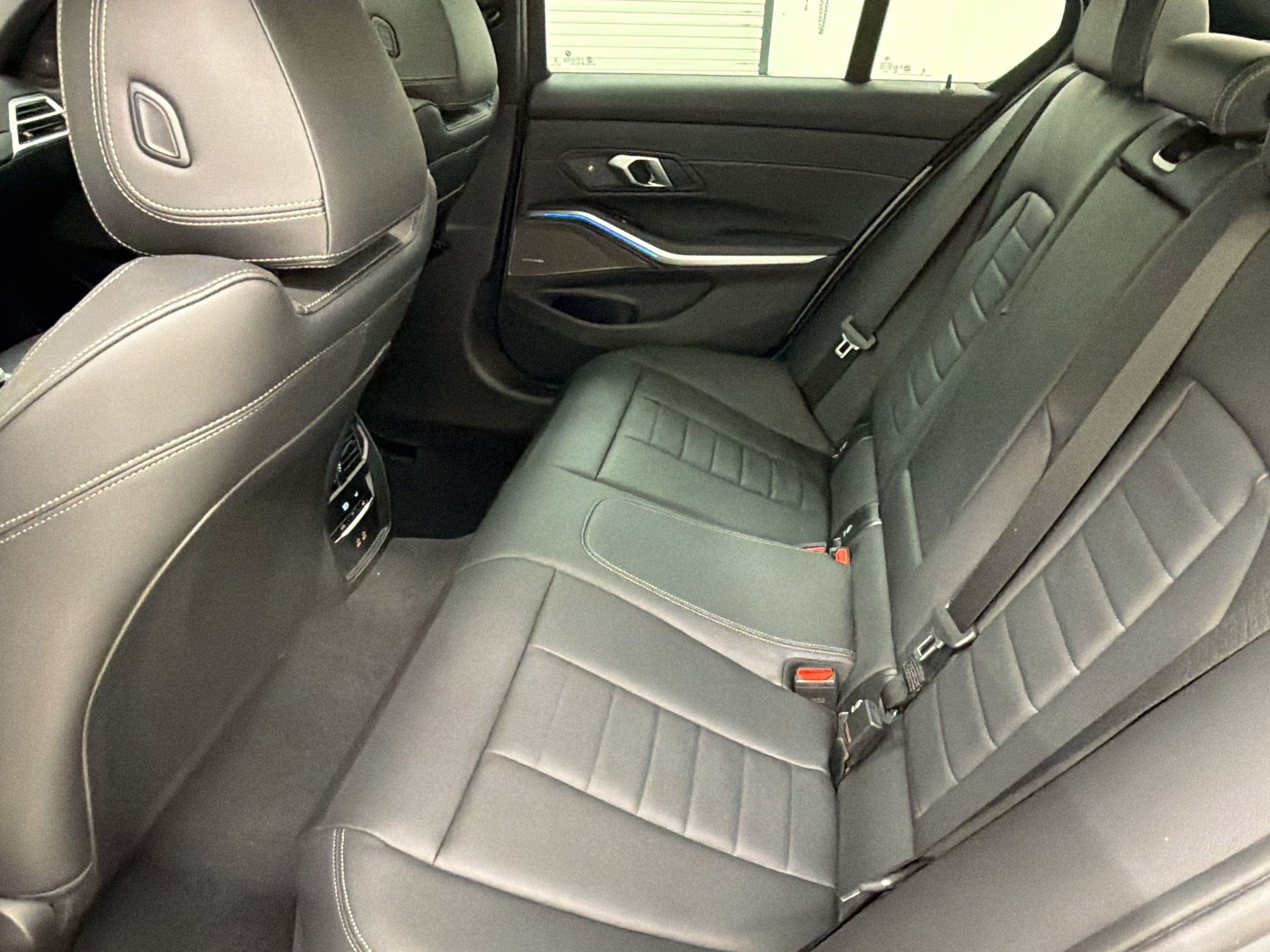Used 2025 BMW M340i w/ Premium Package RWD image 14