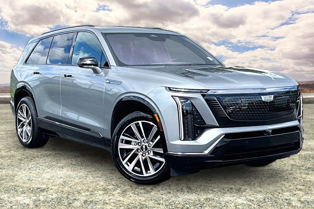 Certified 2026 Cadillac Vistiq Premium Luxury w/ LPO, Floor Liner Package