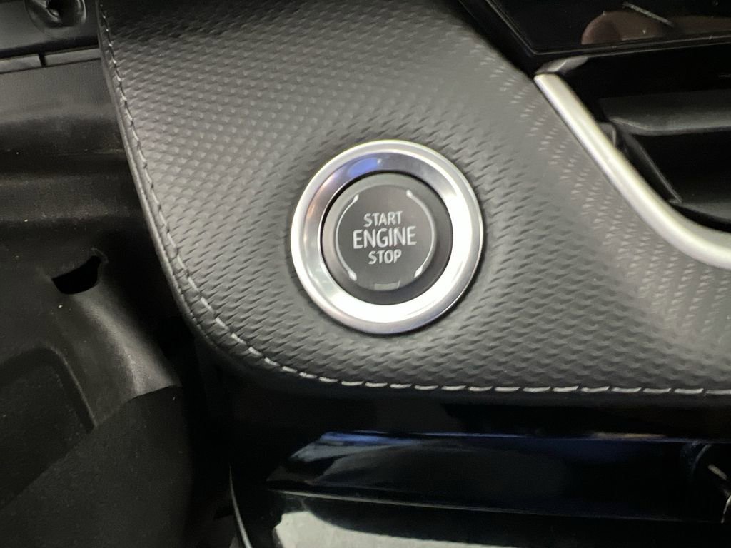 Certified 2025 Chevrolet Equinox LT image 17