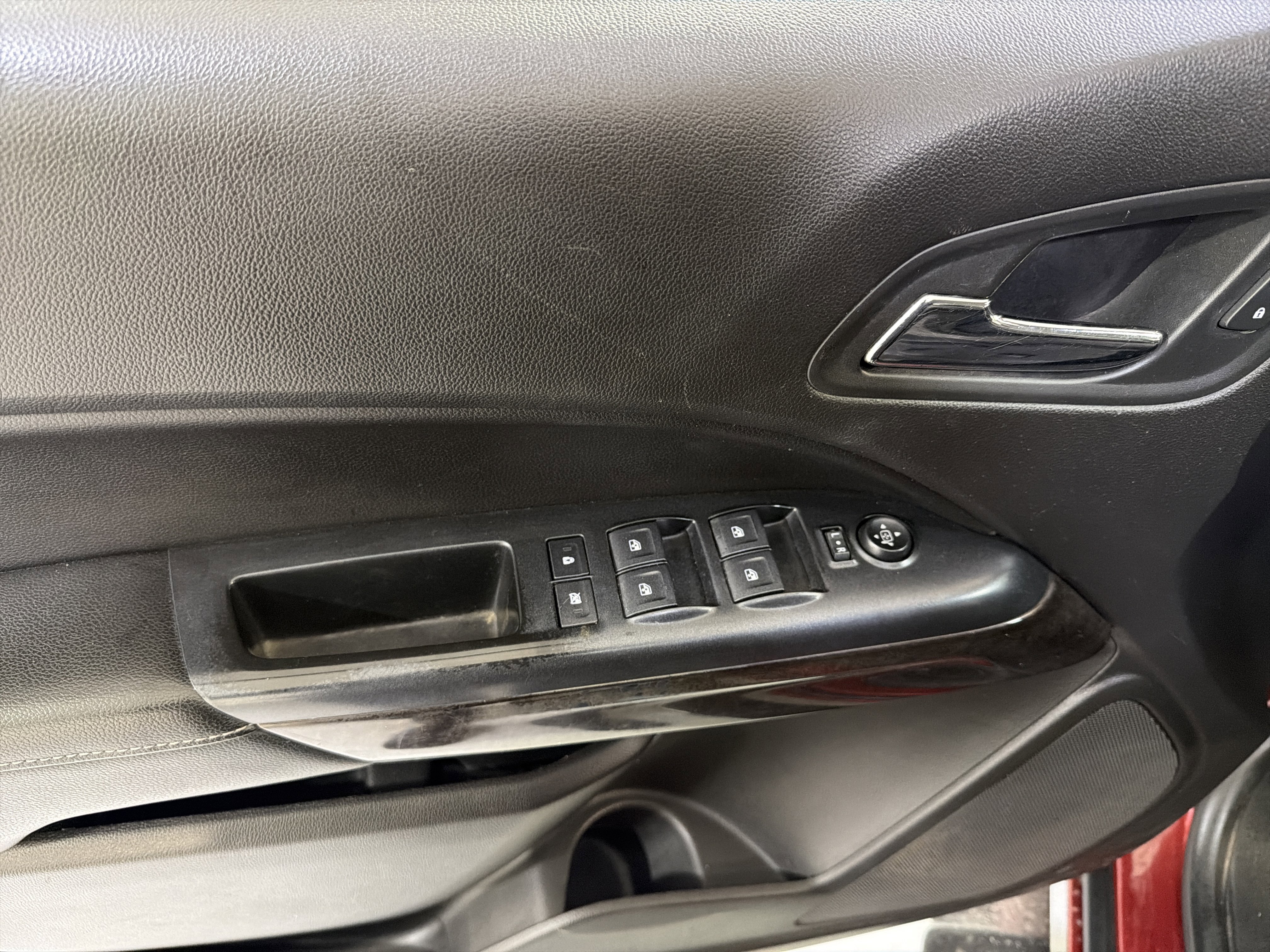 Used 2016 GMC Canyon SLE w/ SLE Convenience Package RWD image 14