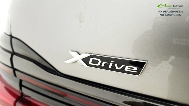 Used 2022 BMW 750i xDrive w/ M Sport Package AWD/4WD image 28