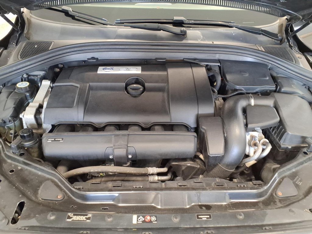 Used 2014 Volvo XC60 AWD 3.2 image 19