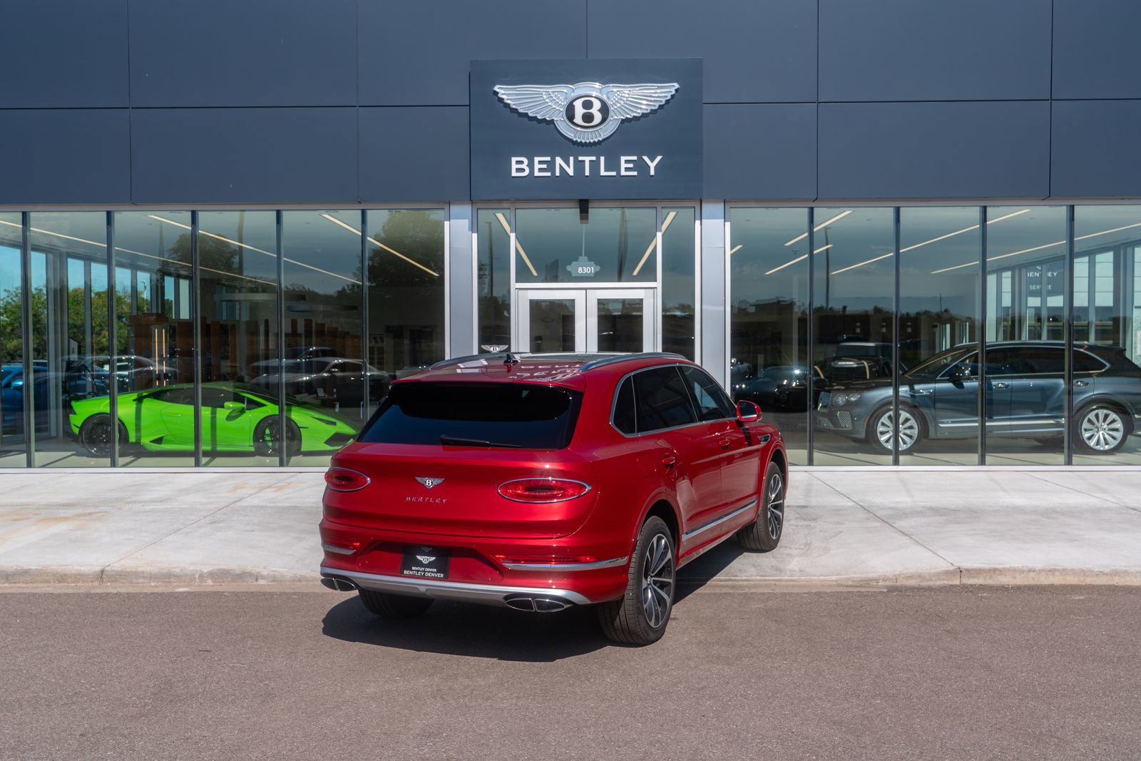 Certified 2024 Bentley Bentayga Extended Wheelbase image 15