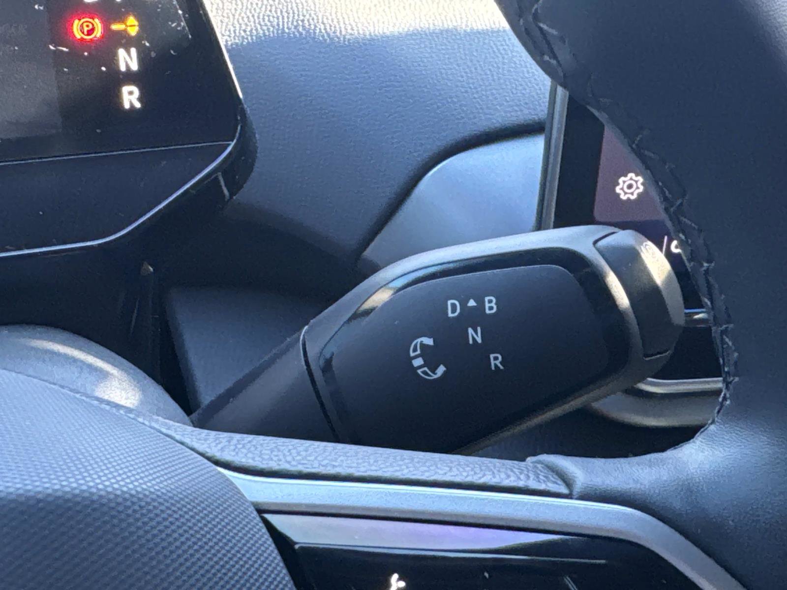 Used 2024 Volkswagen ID.4 Pro image 18