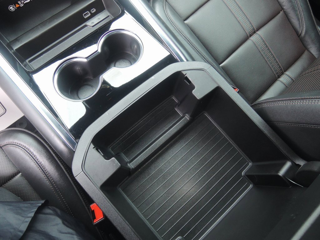 Used 2025 Chevrolet Suburban High Country image 22