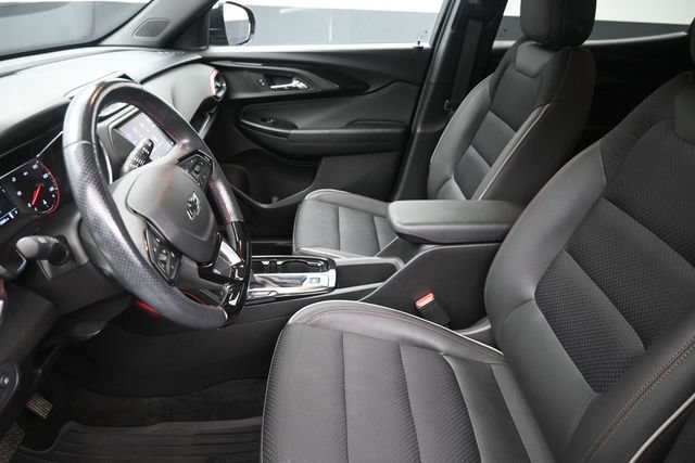 Used 2022 Chevrolet TrailBlazer RS FWD image 16