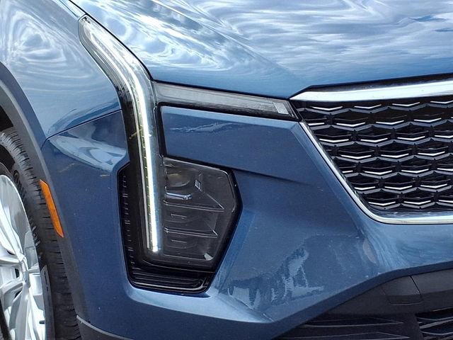 Used 2024 Cadillac XT4 Luxury w/ Cold Weather Package image 29