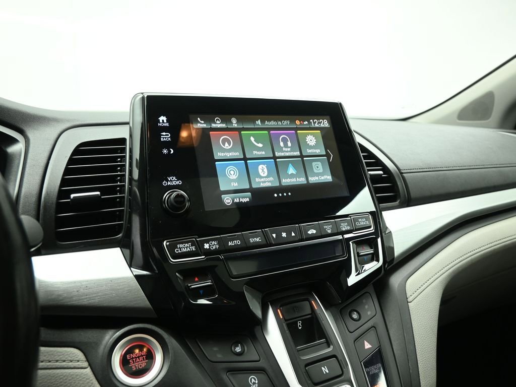 Used 2018 Honda Odyssey Touring image 14