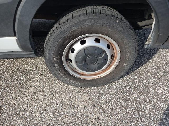 Used 2019 Ford Transit 250 148 Medium Roof image 6