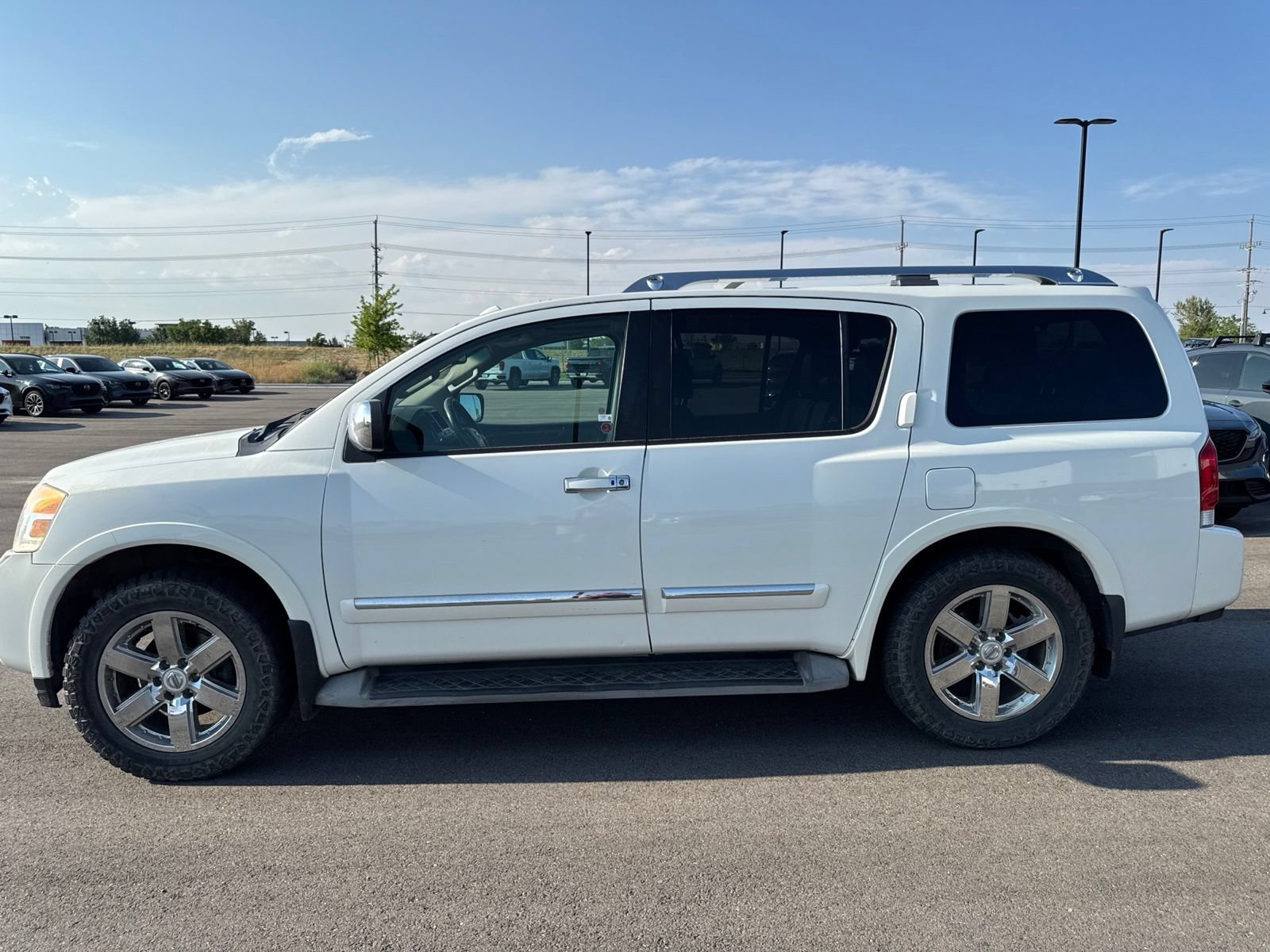 Used 2014 Nissan Armada Platinum AWD/4WD image 4