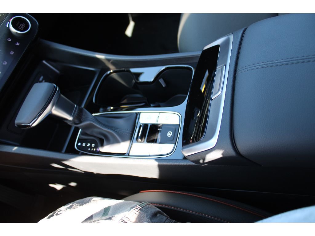 Used 2025 Hyundai Santa Cruz Limited image 32