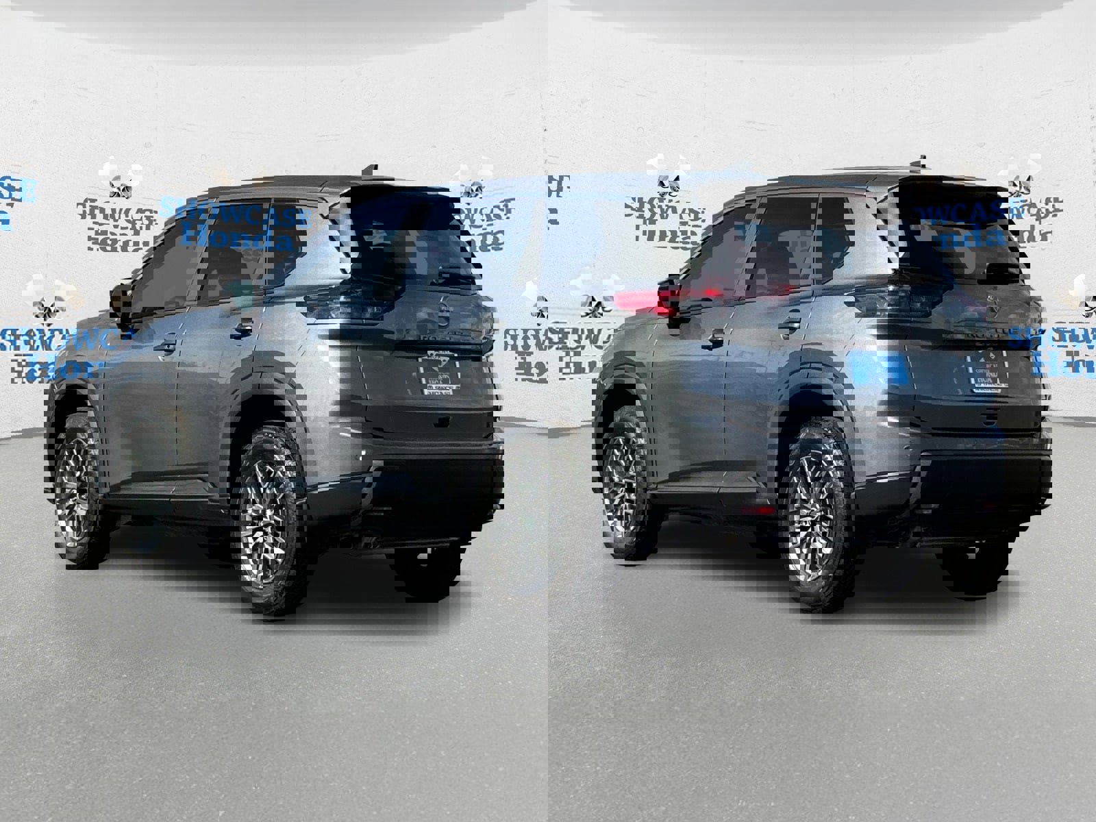 Used 2025 Nissan Rogue S image 5