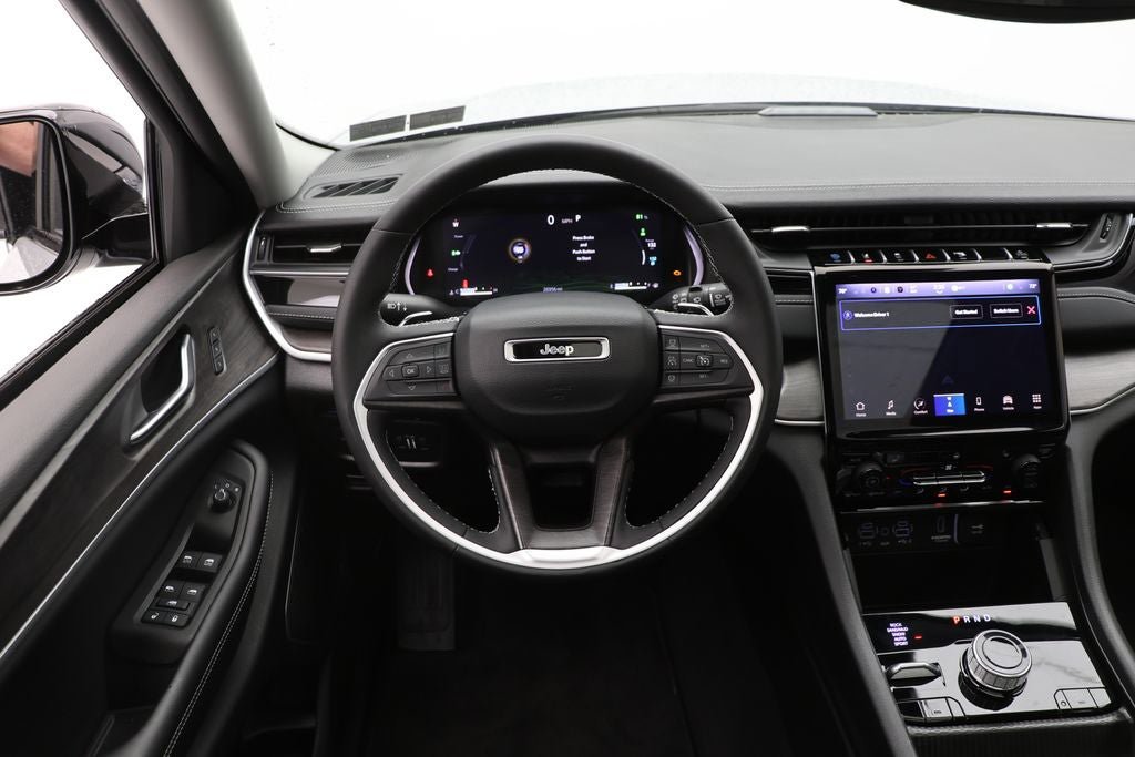 Used 2024 Jeep Grand Cherokee Limited 4xe AWD/4WD image 13