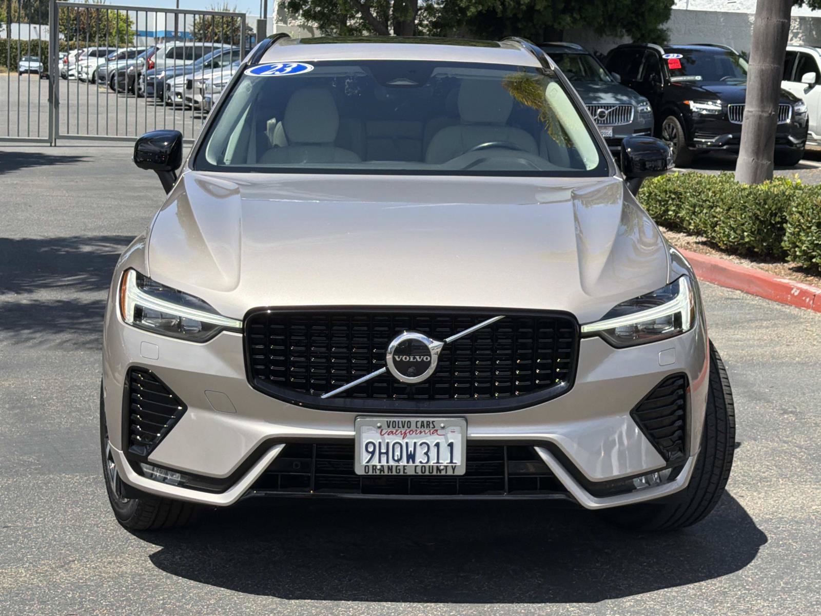 Certified 2023 Volvo XC60 B5 Plus w/ Climate Package AWD/4WD image 2