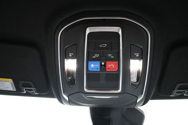 New 2026 Jeep Grand Cherokee Altitude AWD/4WD image 23