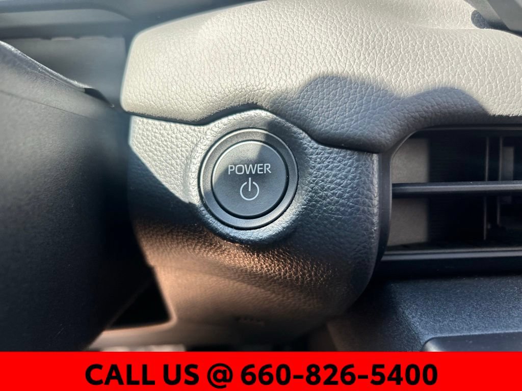 Used 2026 Toyota RAV4 LE AWD/4WD image 16