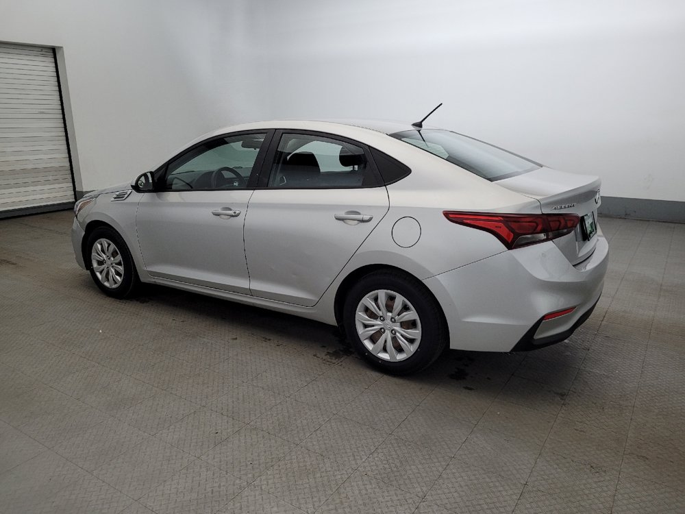 Used 2020 Hyundai Accent SE FWD image 3