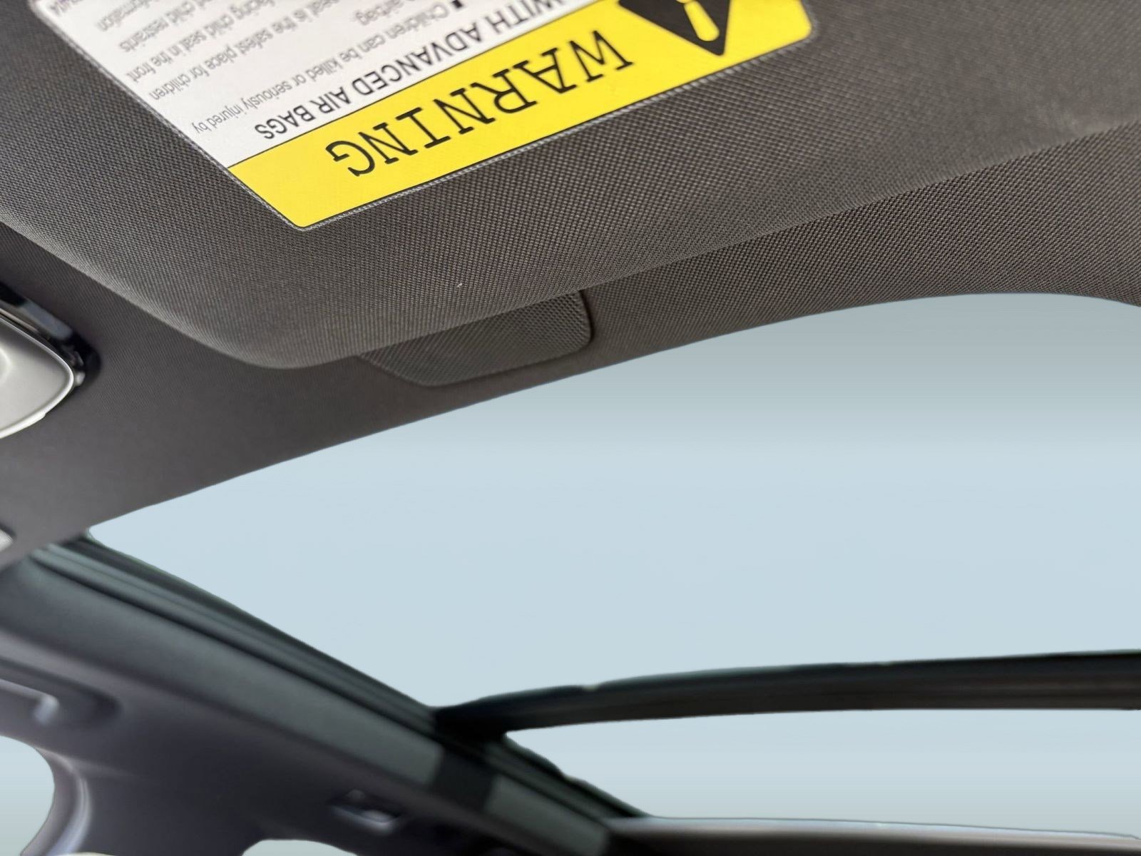 New 2026 Volvo XC90 B6 Plus w/ Protection Package Premier image 32