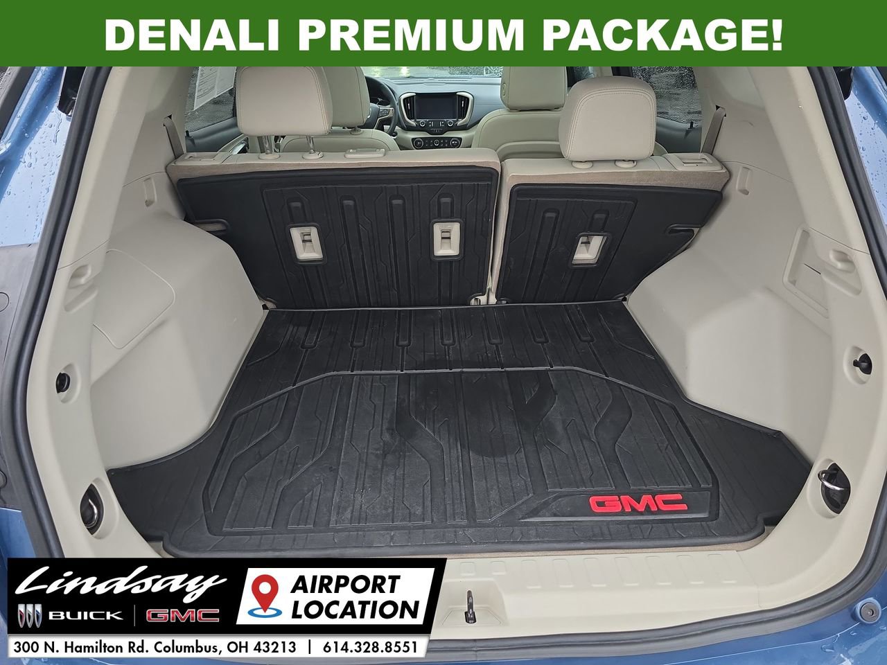 Used 2024 GMC Terrain Denali w/ Denali Premium Package image 28